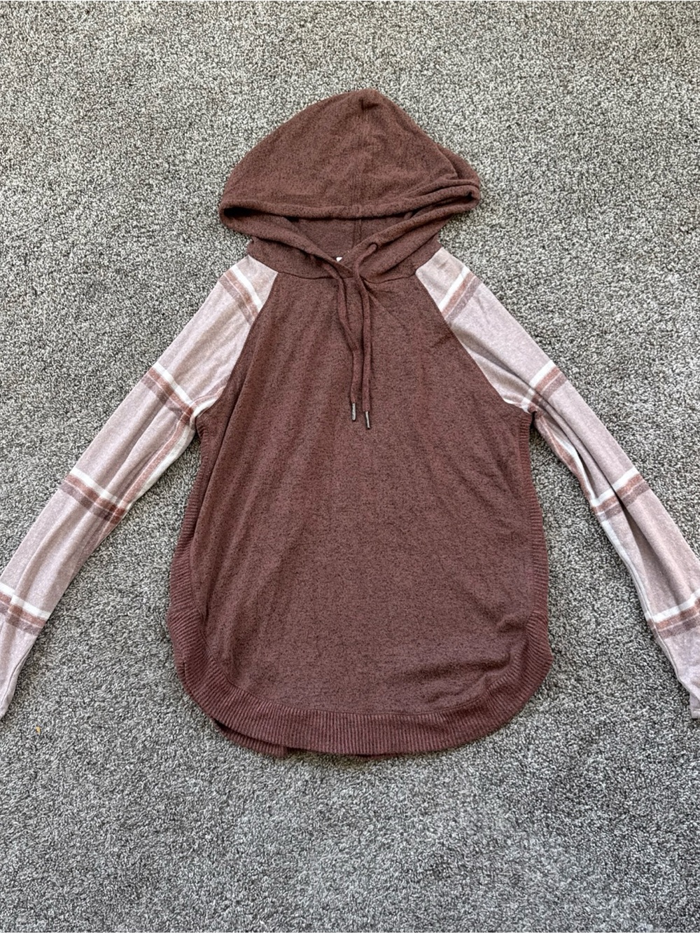 Maurices Rust Brown Soft Hoodie Plaid Arms - Women's Small EUC